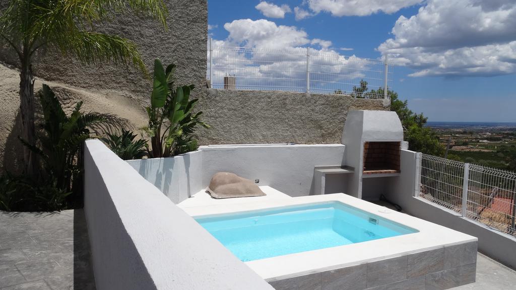 Las Casitas De Noah Monserrat Ngoại thất bức ảnh