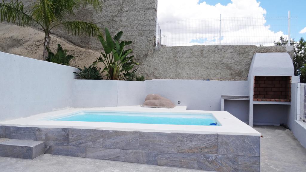 Las Casitas De Noah Monserrat Ngoại thất bức ảnh